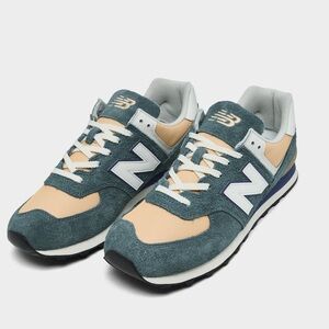 New Balance 574 Sneakers unisex size 41.5